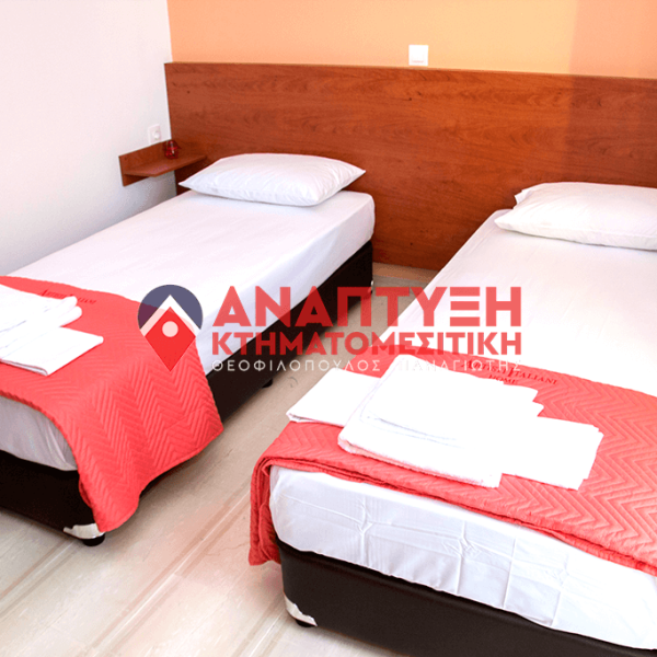 Anaptyxichania.gr-Real-Estate-Chania-Properties-Hotel-for-sale-theo132-Apartments_diamorfosi_room_with_two_bedrooms_2